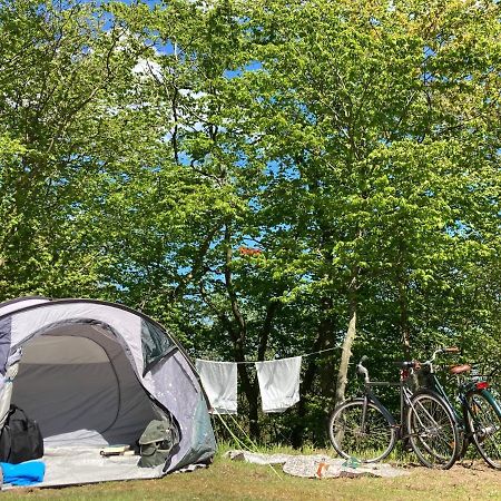 Hôtel Badsted Camping à Gudhjem Extérieur photo