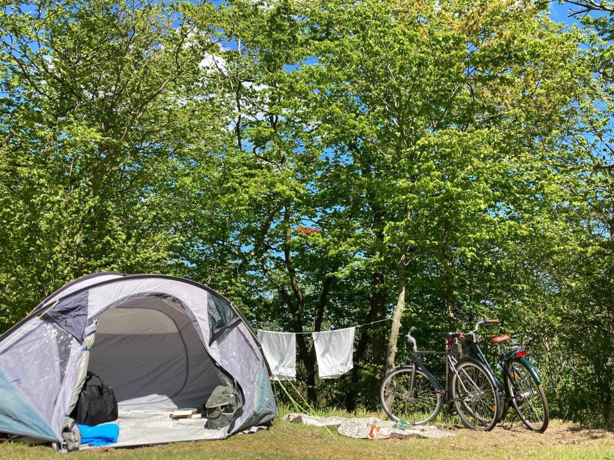 Hôtel Badsted Camping à Gudhjem Extérieur photo